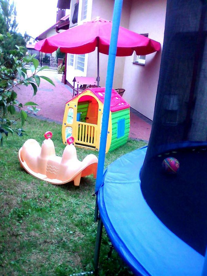 Pokoje Goscinne Jutrzenka Swarzewo Kültér fotó